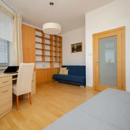 Family With Parking Mokotow By Renters *